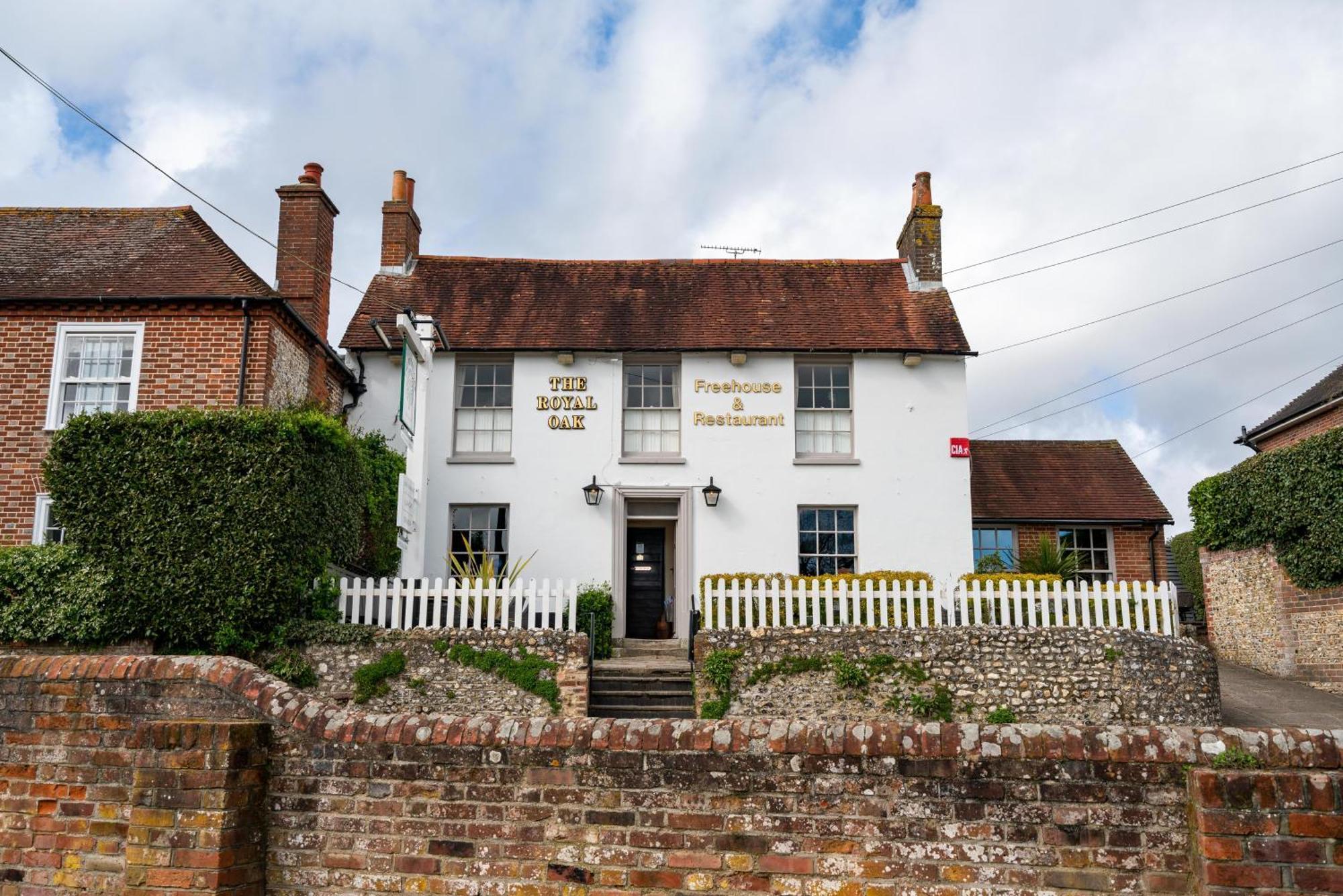 The Royal Oak Inn Chichester Dış mekan fotoğraf