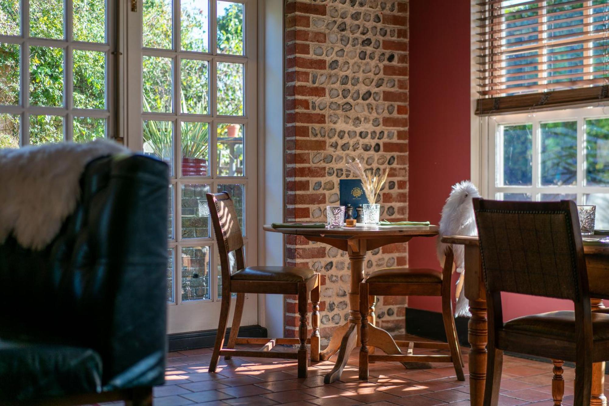 The Royal Oak Inn Chichester Dış mekan fotoğraf