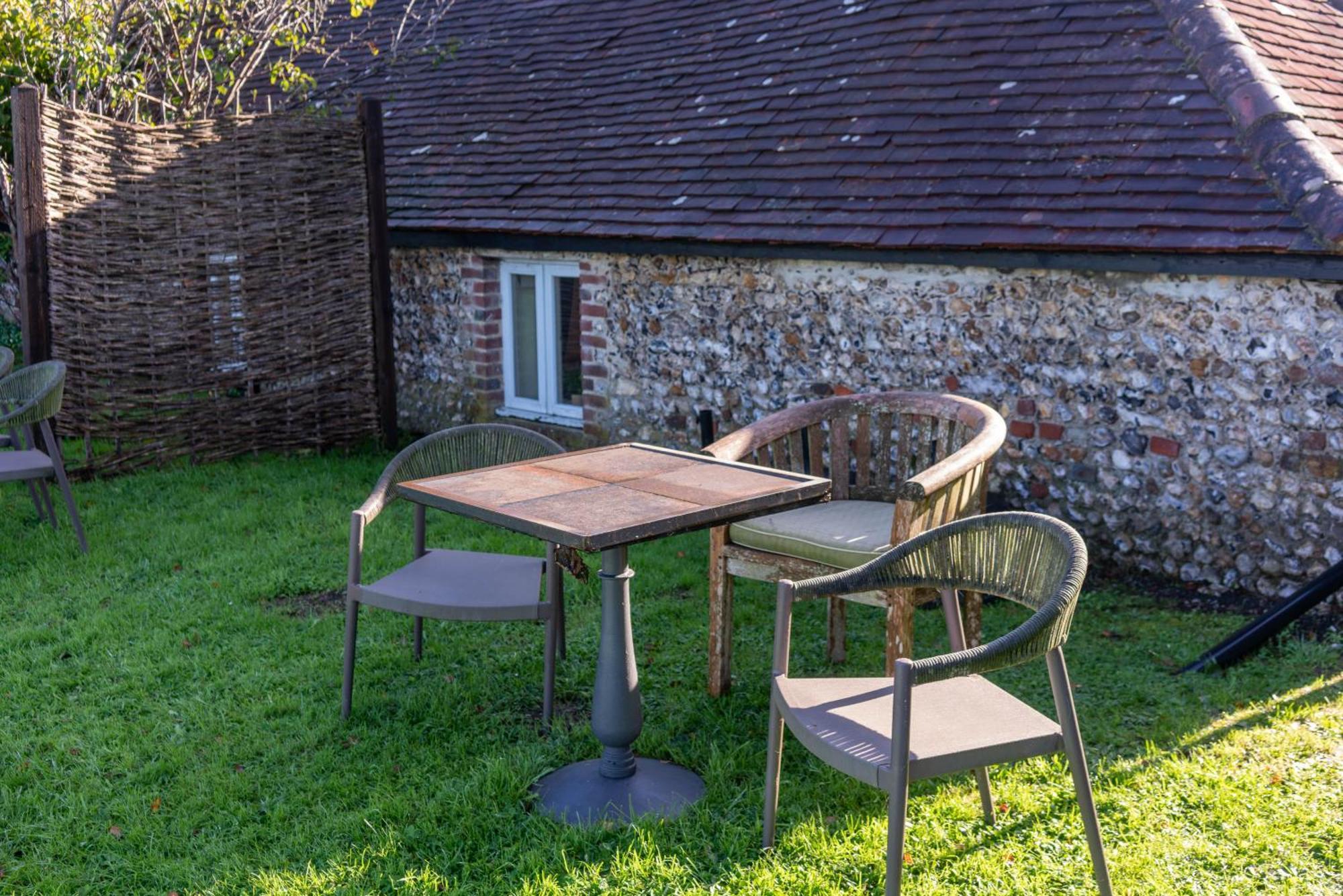 The Royal Oak Inn Chichester Dış mekan fotoğraf
