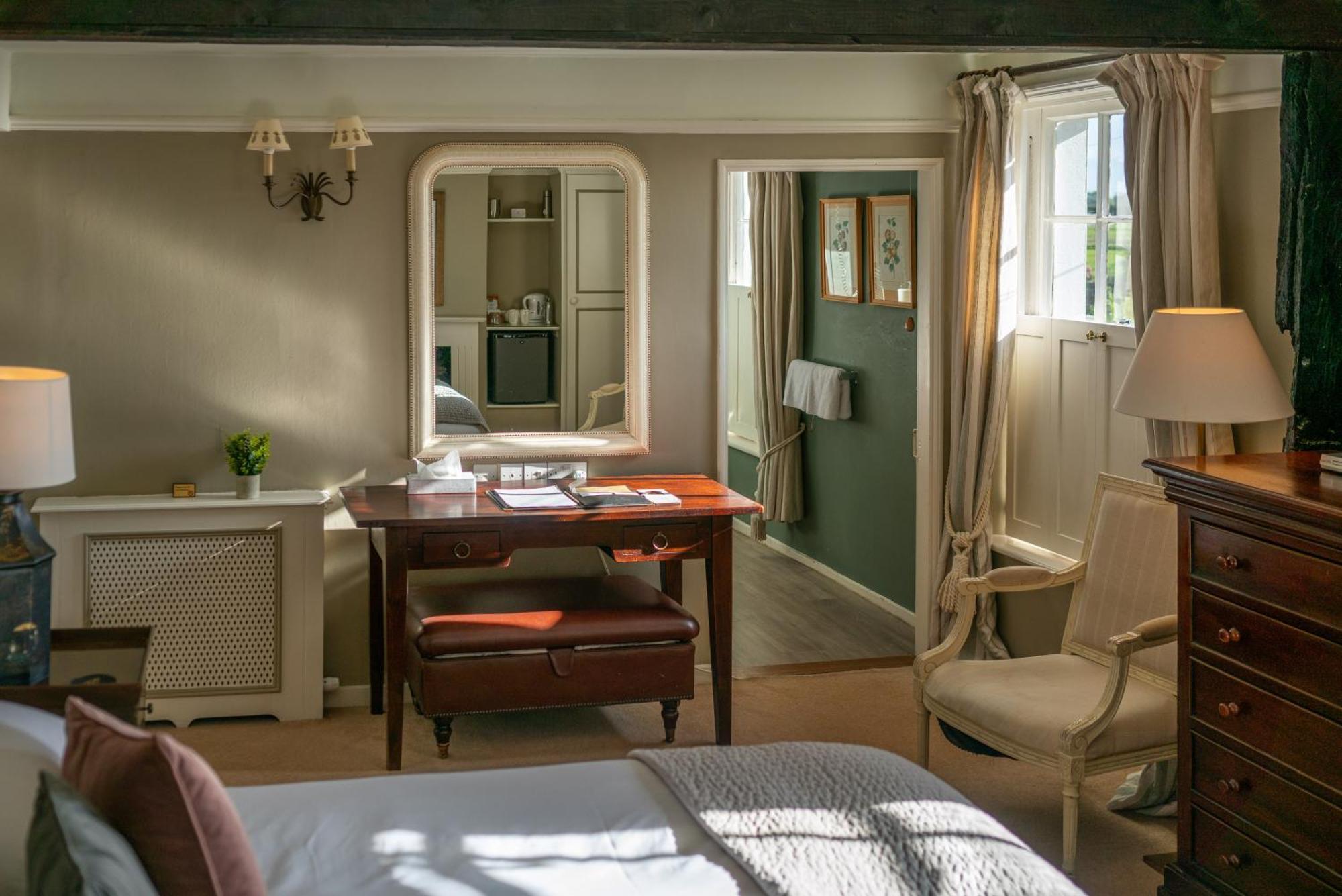 The Royal Oak Inn Chichester Dış mekan fotoğraf