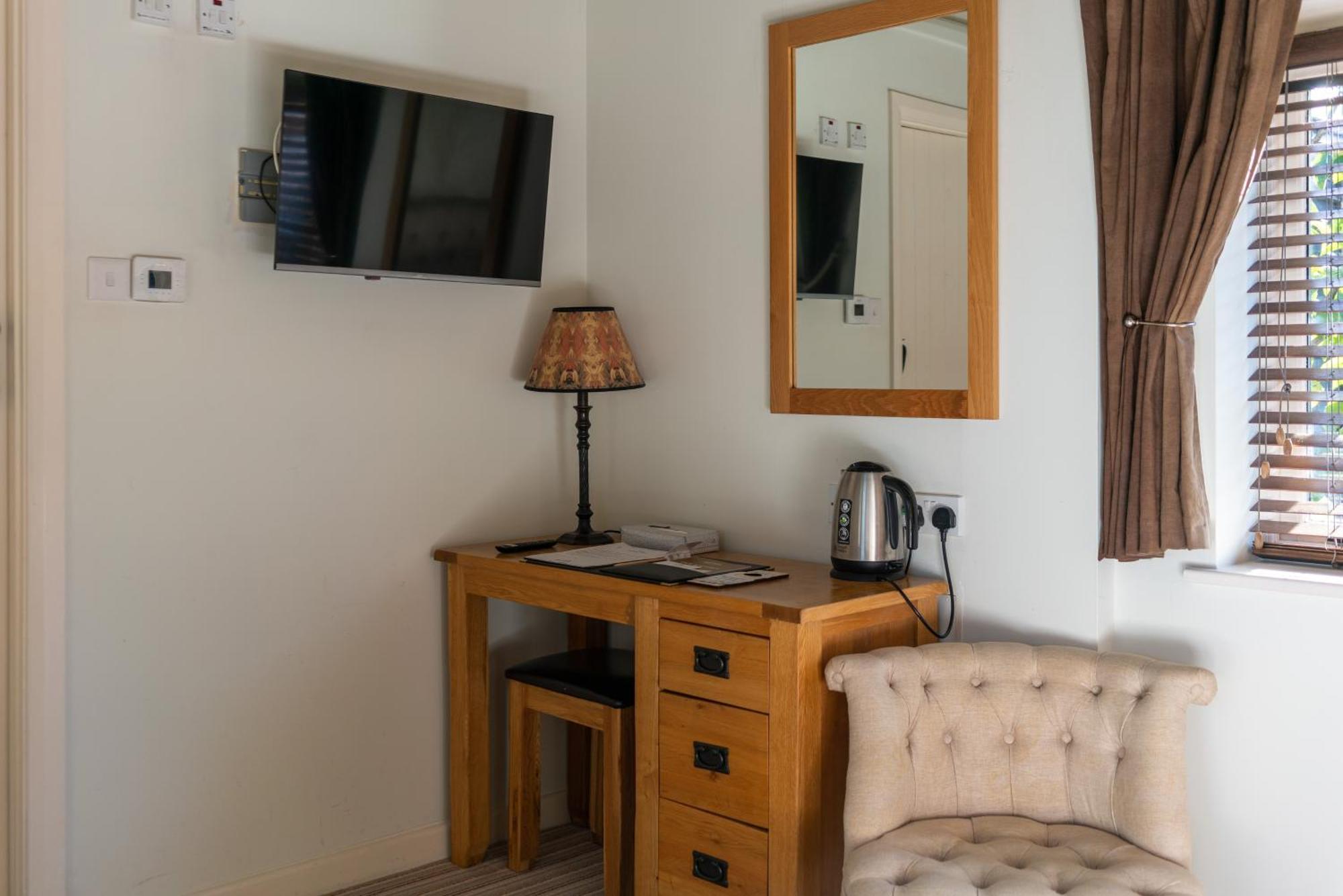The Royal Oak Inn Chichester Dış mekan fotoğraf